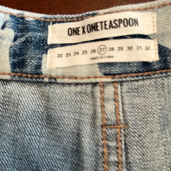 One teaspoon shorts - Picture 2 of 3